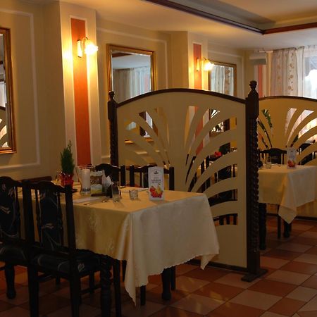 Hotel La-Musica Piaseczno  Exteriér fotografie