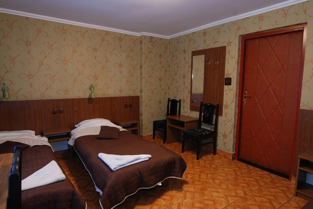 Hotel La-Musica Piaseczno  Exteriér fotografie