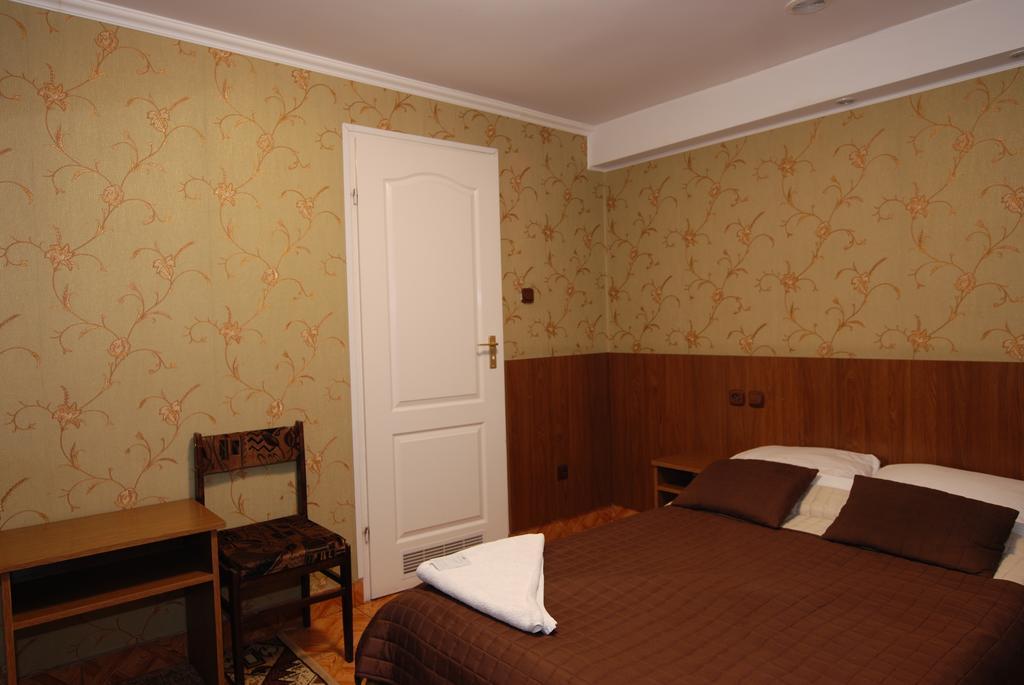 Hotel La-Musica Piaseczno  Exteriér fotografie