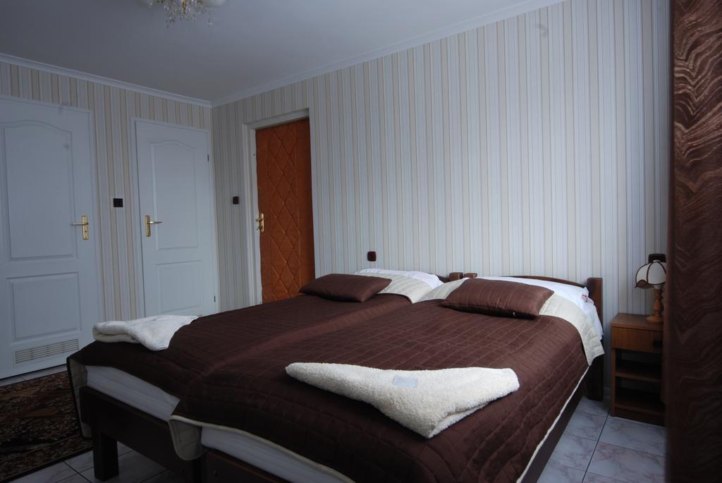 Hotel La-Musica Piaseczno  Exteriér fotografie
