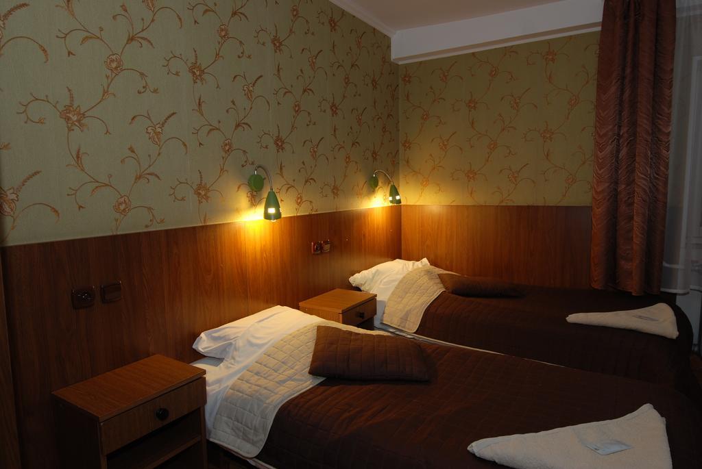 Hotel La-Musica Piaseczno  Exteriér fotografie